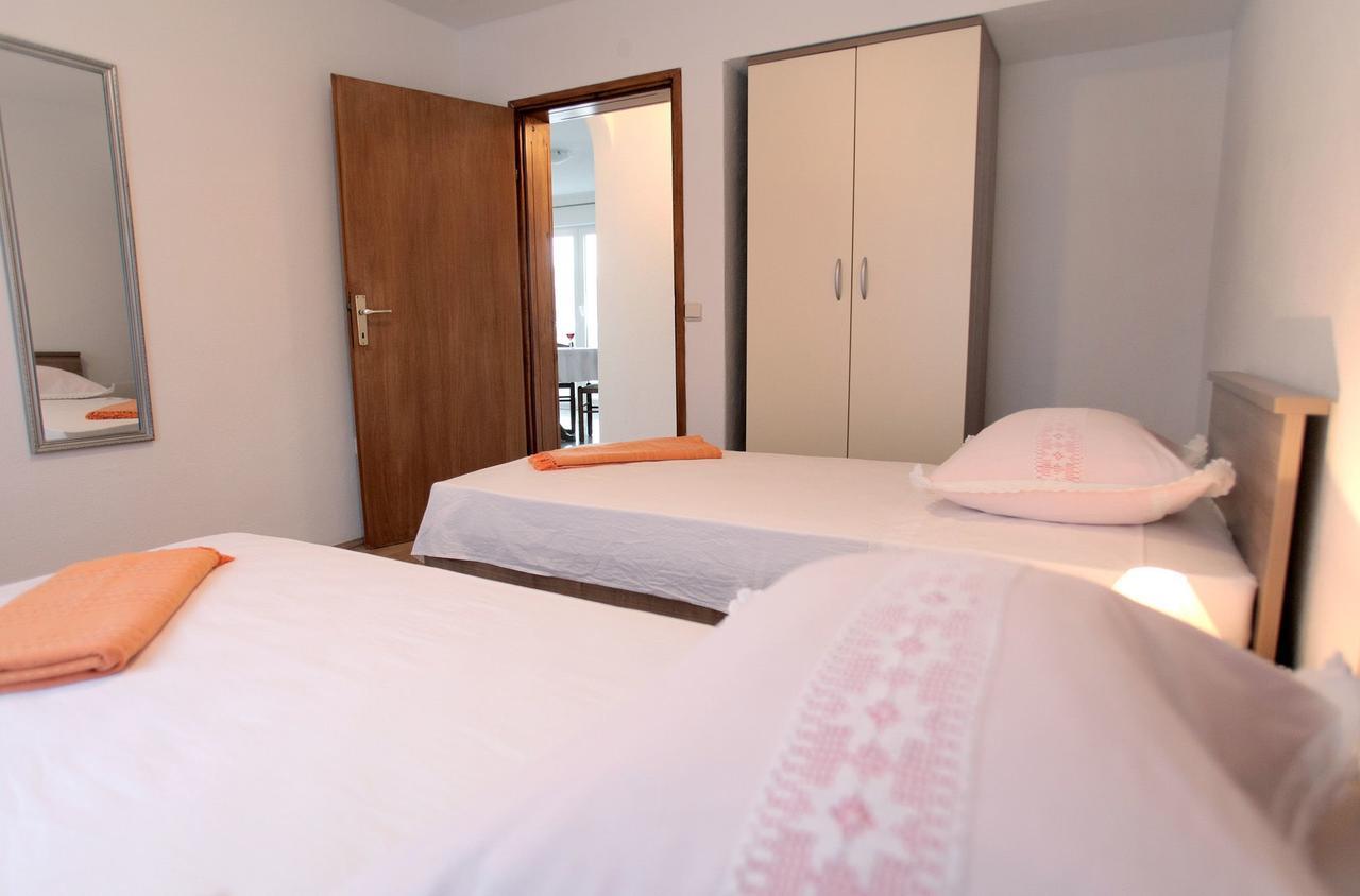 Apartments Iva Trogir Kültér fotó