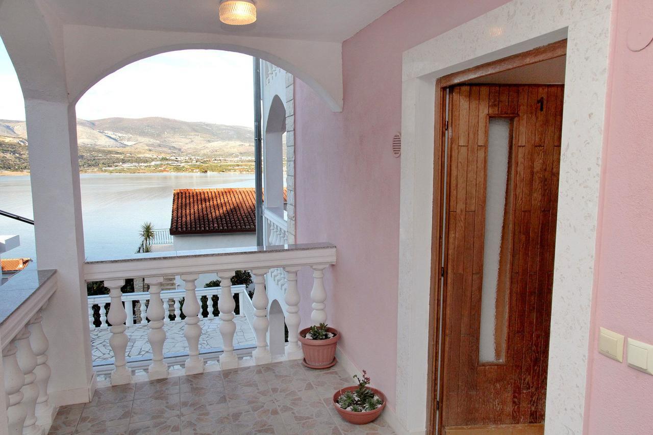 Apartments Iva Trogir Kültér fotó